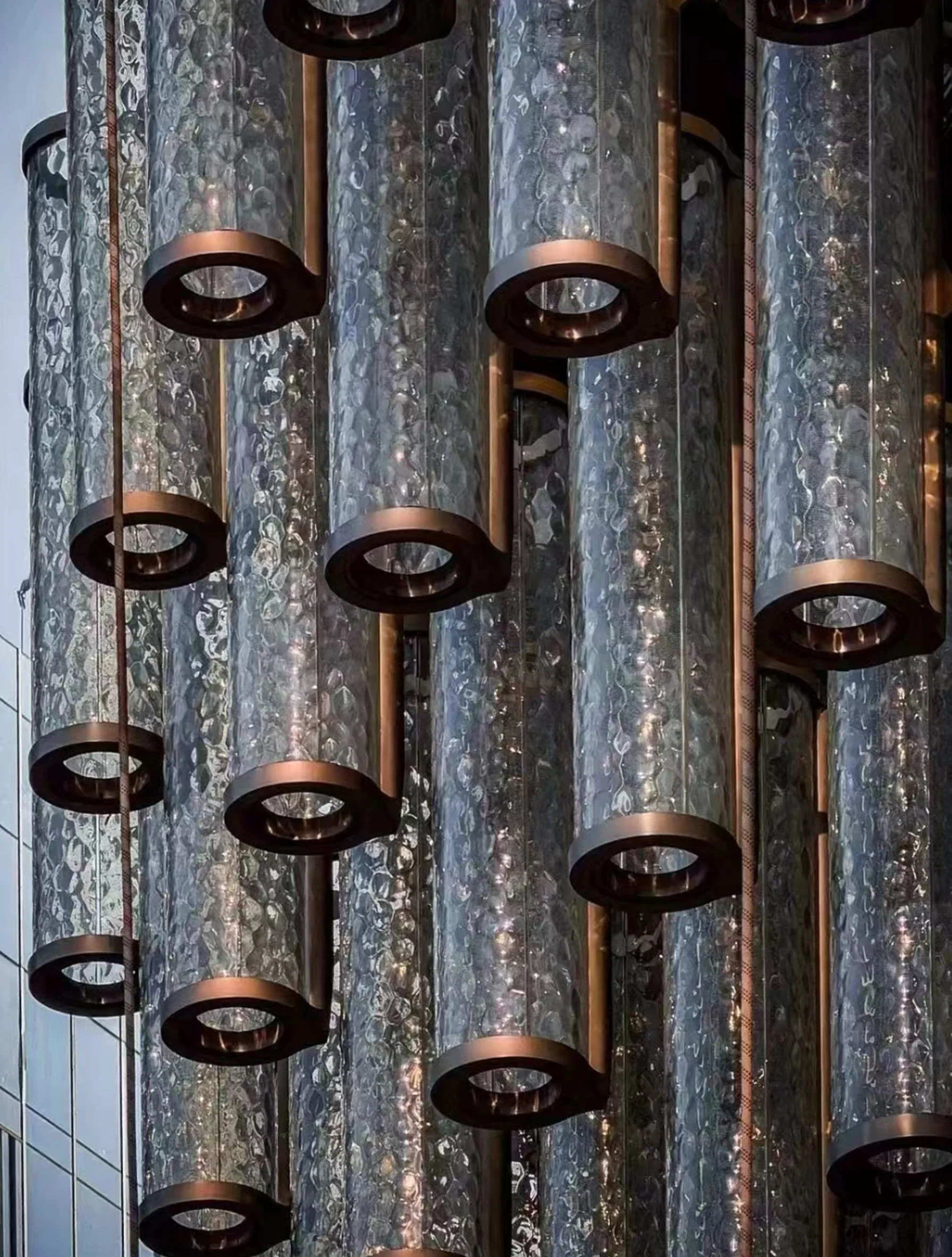 Hanging tubes