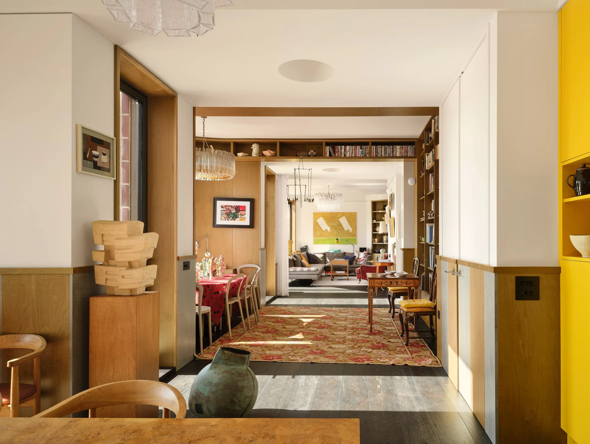 House on a Hill by David Kohn Architects